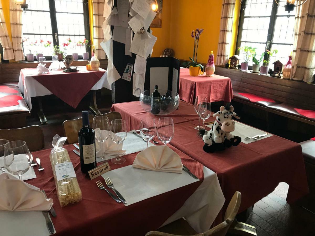B&B Matterhorn Golf Randa Buitenkant foto